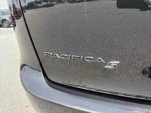 2020 Chrysler Pacifica L