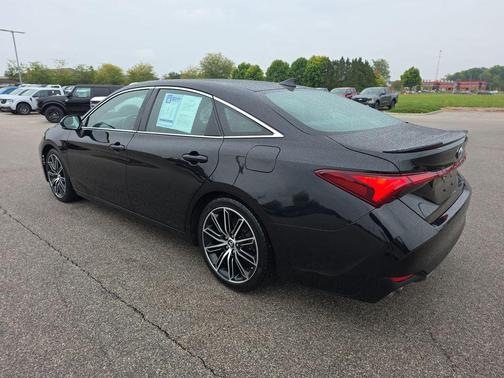 2019 Toyota Avalon XSE
