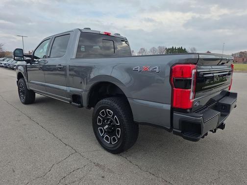 2025 Ford F-250 Platinum