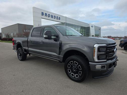2025 Ford F-250 Platinum