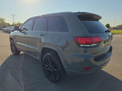 2020 Jeep Grand Cherokee Altitude