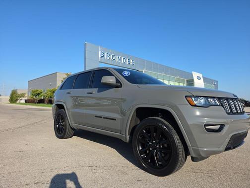2020 Jeep Grand Cherokee Altitude
