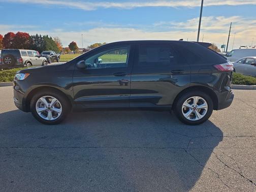 2024 Ford Edge SE