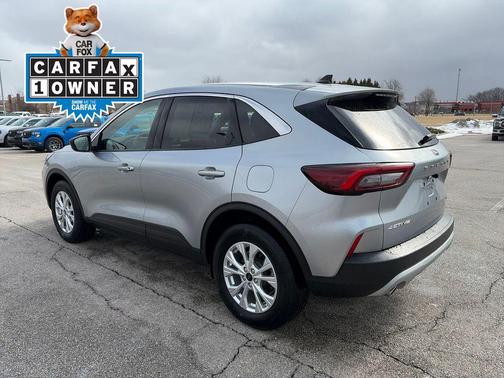 Iconic Silver Metallic 2023 Ford Escape Active