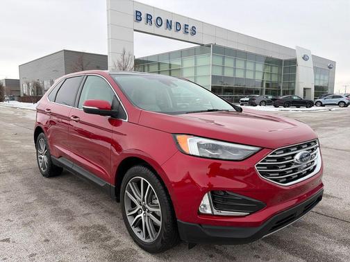 2024 Ford Edge Titanium