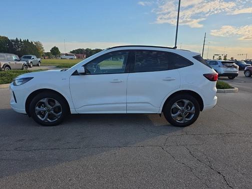 2023 Ford Escape ST-Line Select