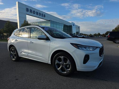 2023 Ford Escape ST-Line Select