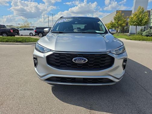 2023 Ford Escape ST-Line Select