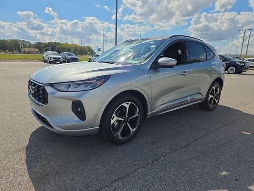 2023 Ford Escape ST-Line Select