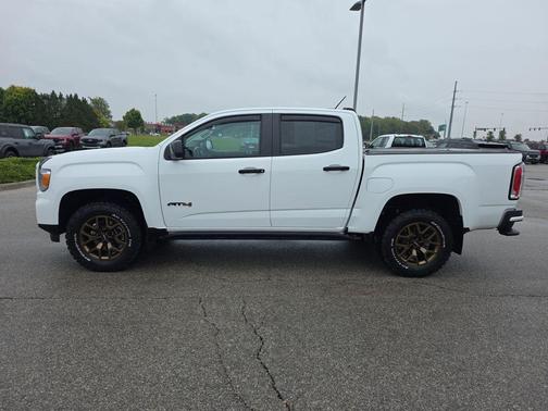 2022 GMC Canyon AT4