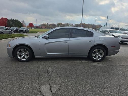2013 Dodge Charger SXT