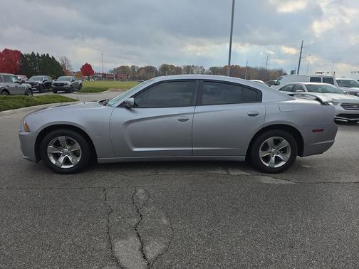 2013 Dodge Charger SXT