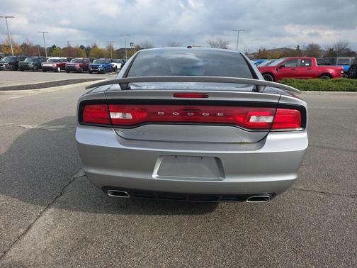 2013 Dodge Charger SXT