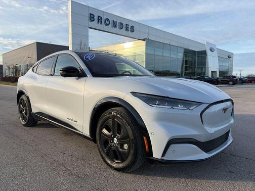 2023 Ford Mustang Mach-E California Route 1