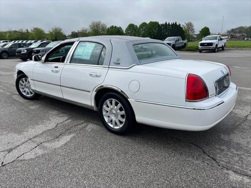 2007 Lincoln Town Car Signature