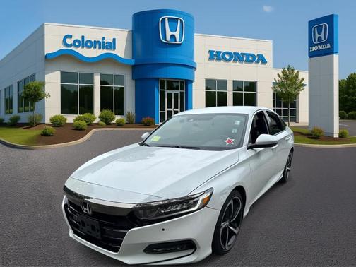 Platinum White Pearl 2018 Honda Accord Sport