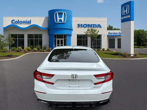 Platinum White Pearl 2018 Honda Accord Sport