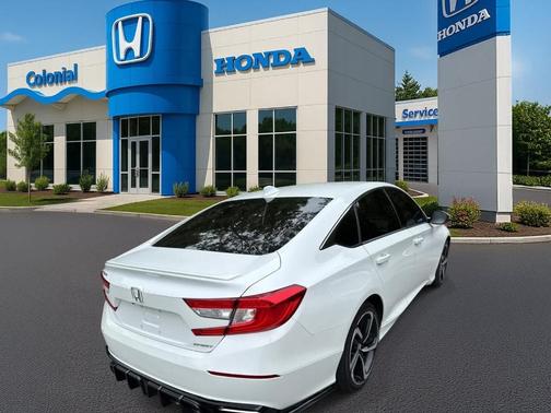 Platinum White Pearl 2018 Honda Accord Sport