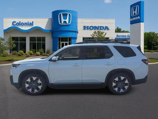 Platinum White Pearl 2026 Honda Pilot Elite