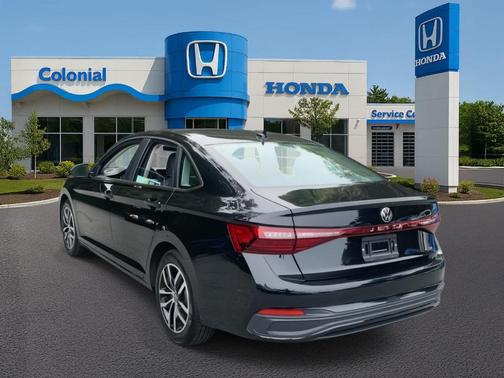 2025 Volkswagen Jetta 1.5T SE
