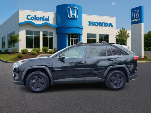 2020 Toyota RAV4 Hybrid XLE