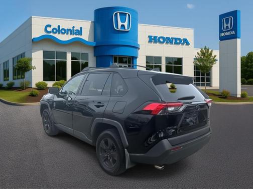 2020 Toyota RAV4 Hybrid XLE