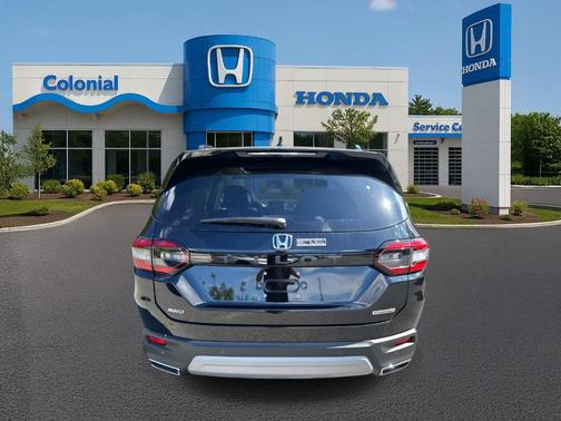 2025 Honda Pilot Touring