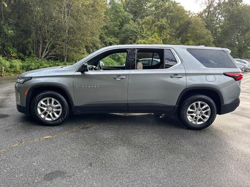 2023 Chevrolet Traverse LS