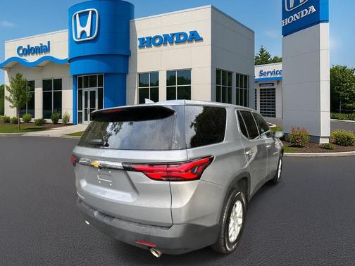 2023 Chevrolet Traverse LS