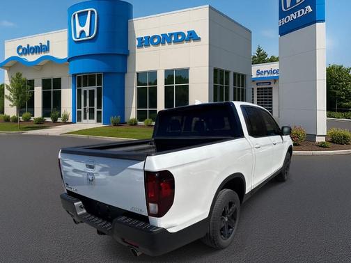 Platinum White Pearl 2023 Honda Ridgeline Black Edition