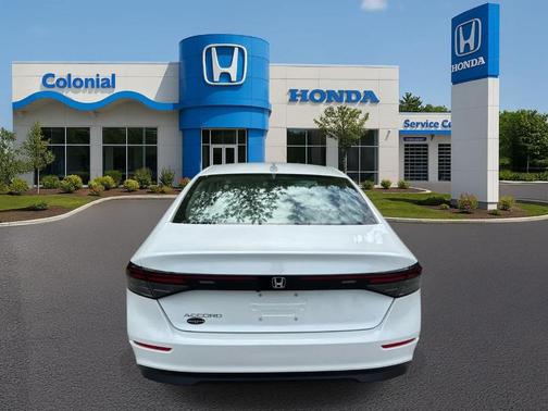 Platinum White Pearl 2024 Honda Accord EX