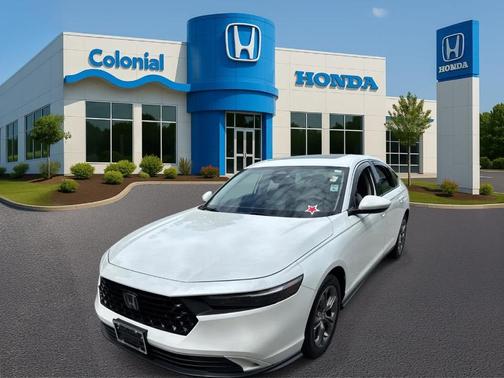 Platinum White Pearl 2024 Honda Accord EX