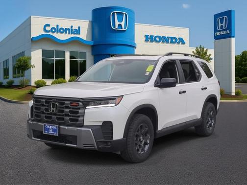 Platinum White Pearl 2026 Honda Pilot TrailSport