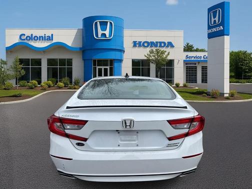 Platinum White Pearl 2022 Honda Accord Sport SE