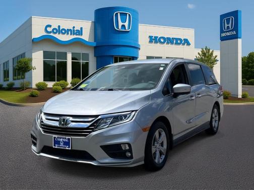 Lunar Silver Metallic 2018 Honda Odyssey EX