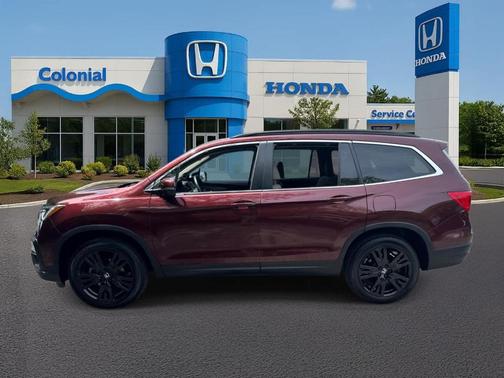 Deep Scarlet Pearl 2022 Honda Pilot Special Edition