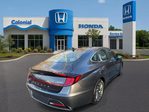 2021 Hyundai SONATA Hybrid Limited