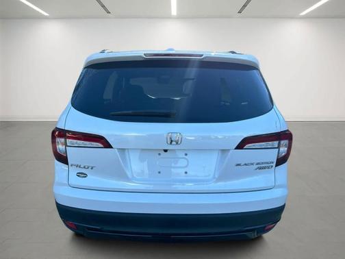 2022 Honda Pilot Black Edition