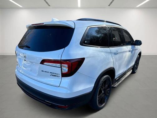 2022 Honda Pilot Black Edition