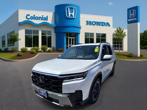 Platinum White Pearl 2026 Honda Pilot Touring