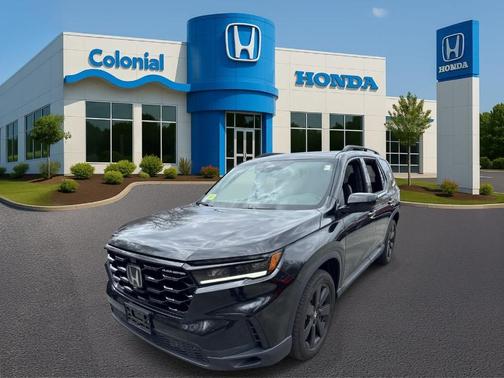 Crystal Black Pearl 2025 Honda Pilot Black Edition