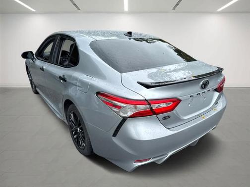 2020 Toyota Camry SE Nightshade