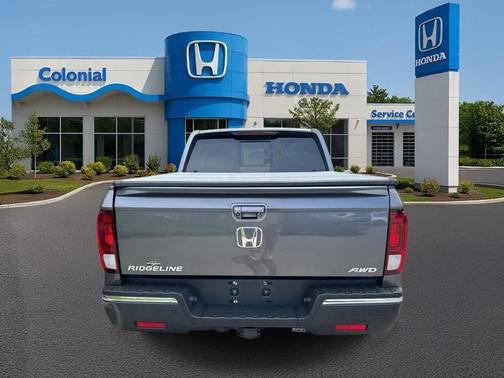 Modern Steel Metallic 2019 Honda Ridgeline RTL-E
