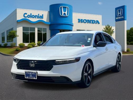 Platinum White Pearl 2023 Honda Accord Hybrid Sport