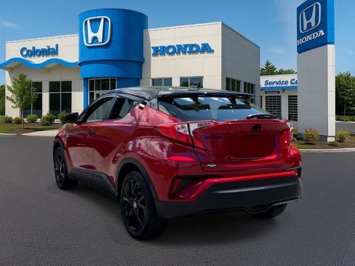 Red / Black 2022 Toyota C-HR Nightshade