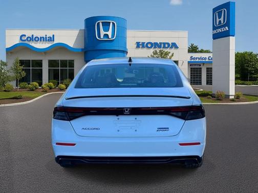 Platinum White Pearl 2026 Honda Accord Hybrid Sport-L