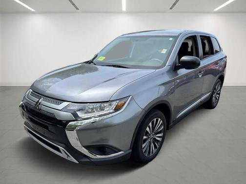 2020 Mitsubishi Outlander ES