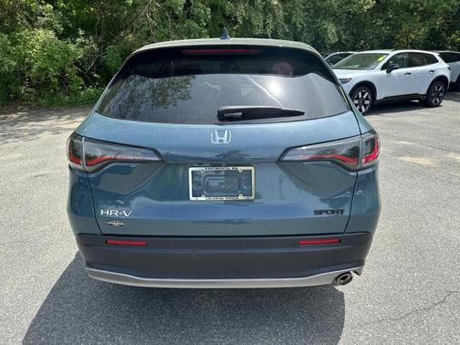 Pearl 2024 Honda HR-V Sport