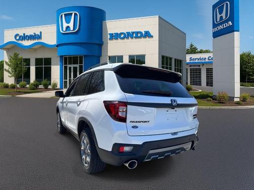 Platinum White Pearl 2023 Honda Passport TrailSport