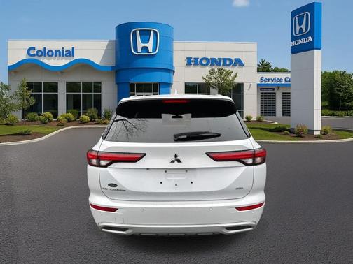 2022 Mitsubishi Outlander SEL